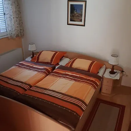 Katarina Apartmán Srima